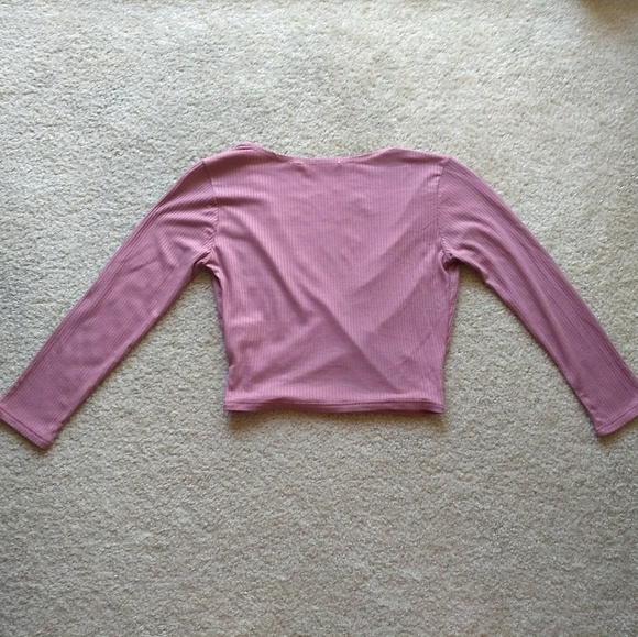 Ribbed Mauve Crop Top with 3/4 Sleeves - Picture 3 of 3